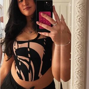 PrettyLittleThing Black and Beige Patterned Top